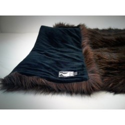 couvre lit couverture en fausse fourrure ours brun Dolsen Design